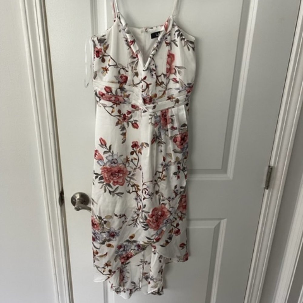 NWOT Lulus Midi Dress
